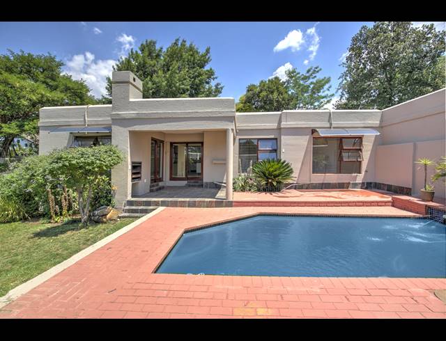 3 BEDROOM CLUSTER RENTED IN SUNNINGHILL